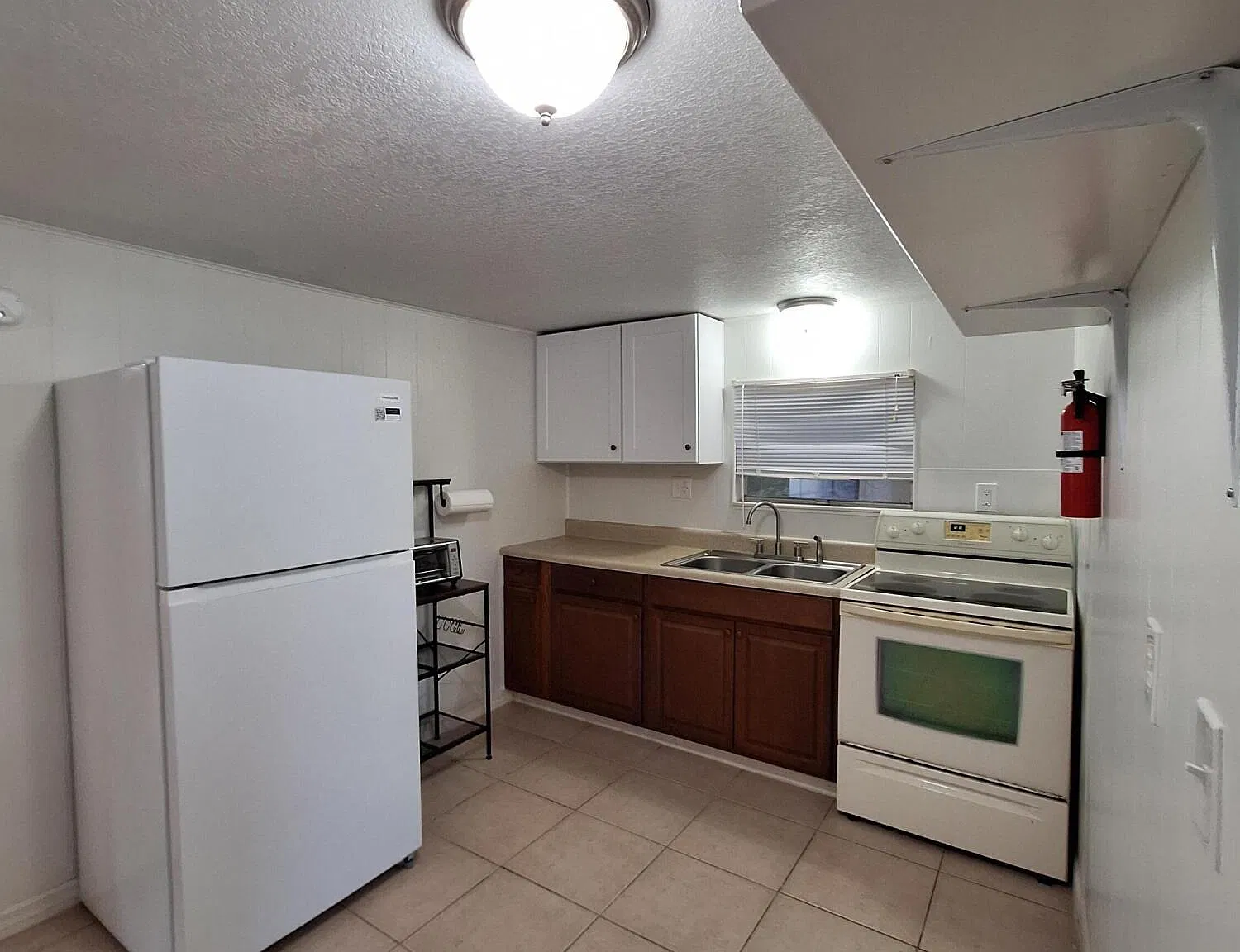 2 bed, 1.0 bath, 736 sqft, $1,000 — Photo 3