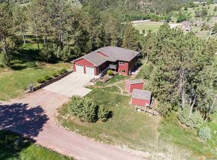 27541 Denise Dr, Hot Springs, SD 57747