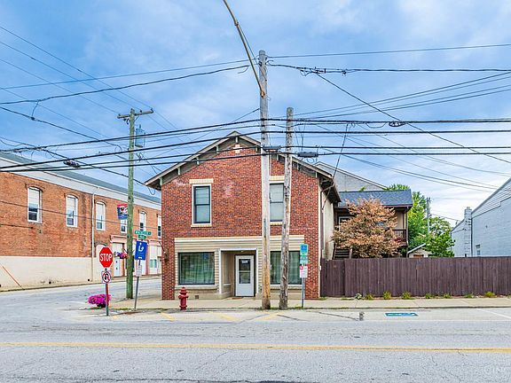 5th image of 101 Winchester St