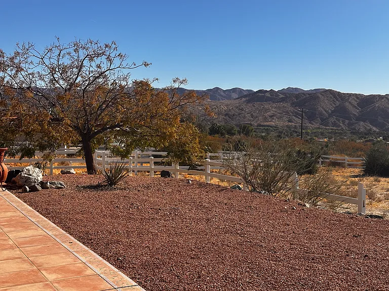 10745 Pinon Ave — Photo 31