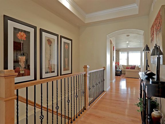 3rd image of 9993 Isle Cir