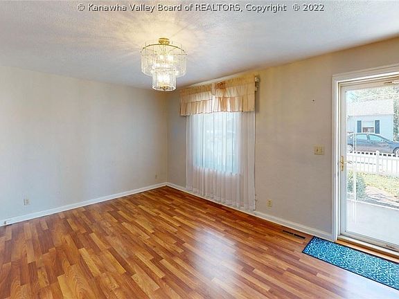5th image of 918 Overlook Way