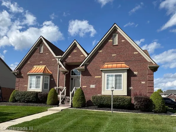 13691 Basswood Cir, Belleville, MI 48111