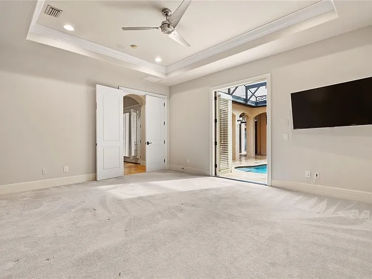 9841 Covent Garden Dr — Photo 24