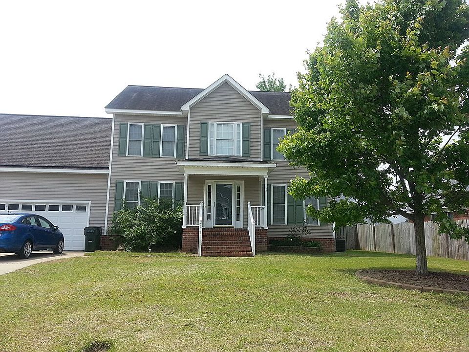 1st image of 202 Pin Oak Ct