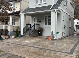 49 Torrens Ave, Toronto, ON M4K2H9
