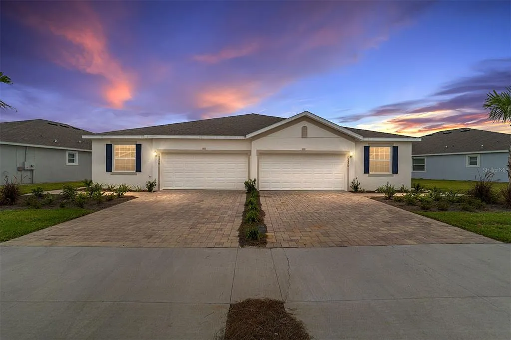 3 bed, 2.0 bath, 1565 sqft, $2,550 — Photo 1