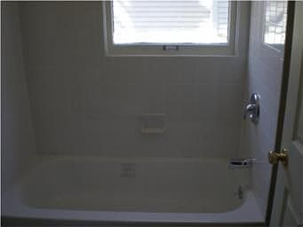 3rd image of 6524 Paseo Blvd