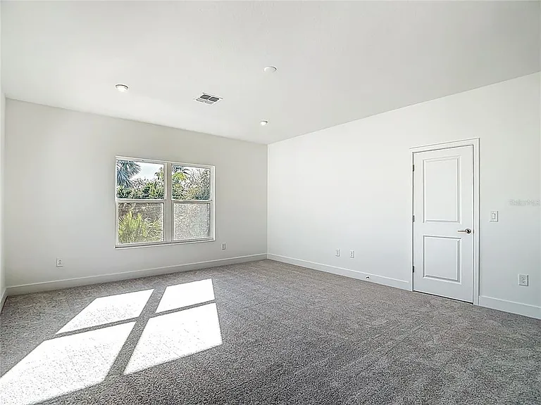 410 S West Shore Blvd — Photo 45
