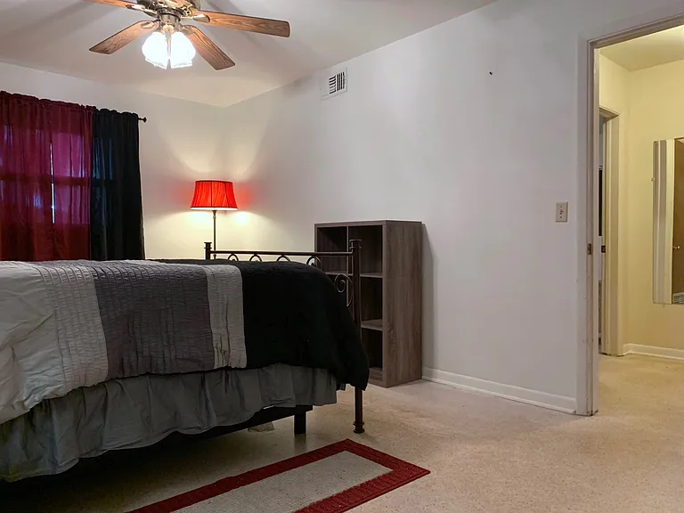 1750 Druid Rd E — Photo 24