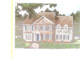 13 Garret Ridge Ct, New Hartford, CT 06057