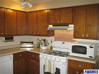 5th image of 6406 Monarch Dr