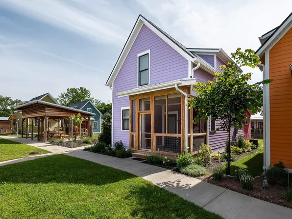 1328 E Short St, Bloomington, IN 47401