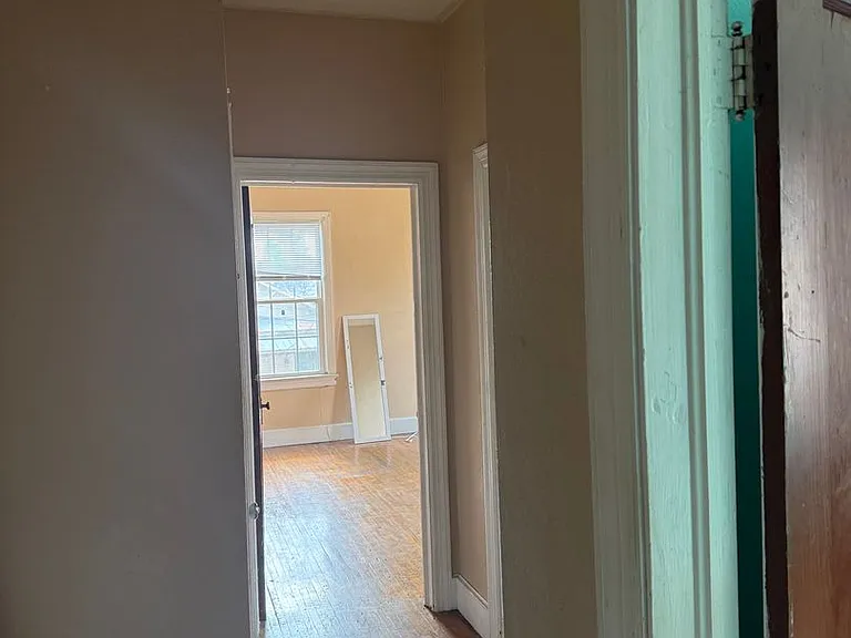 213 Wilson St NE — Photo 6