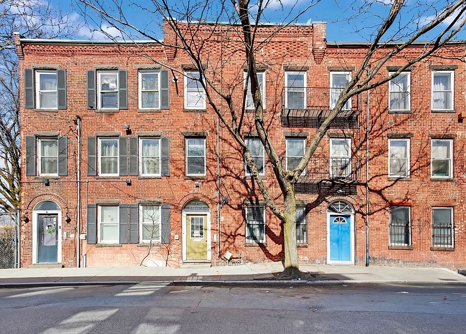 1st image of 7 Chesterton St