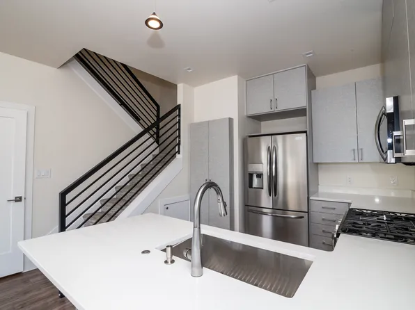 Franklin 10, 3800 N Franklin St #3800, Denver, CO 80205