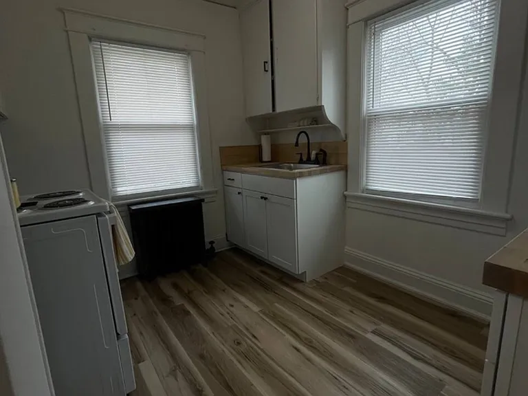 3426 Fort Ave #1 — Photo 4