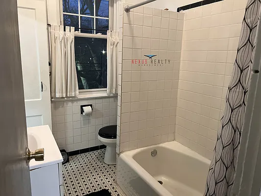 Rented by Voro NYC | media 11