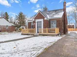 10442 Lakepointe St, Detroit, MI 48224