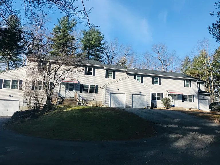 4009 Pine St #B — Photo 2