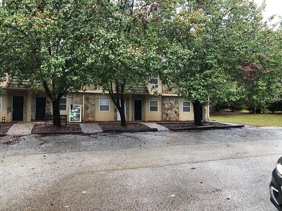 1st image of 88 Angie Dr APT 8