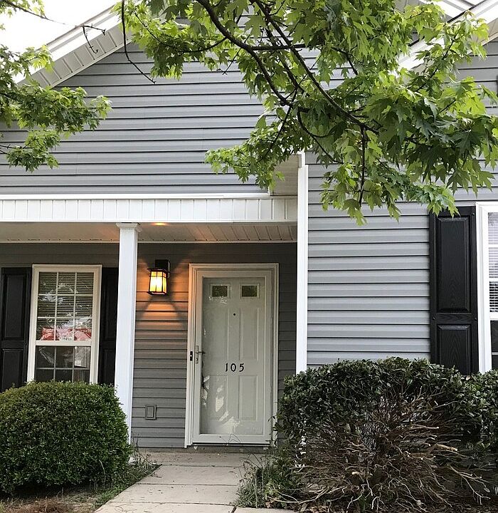 2nd image of 105 Trillium Rd