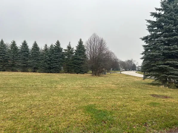 3410 Cornflower Way, Spring Grove, IL 60081