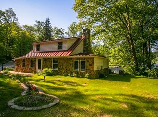 119 E Shore Lake Owassa Rd, Newton, NJ 07860