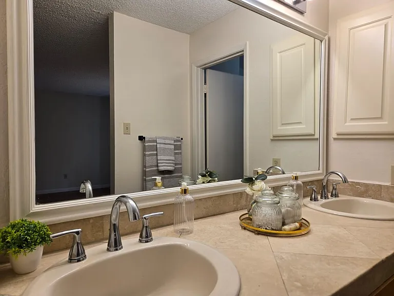 2915 Windchase Blvd — Photo 26