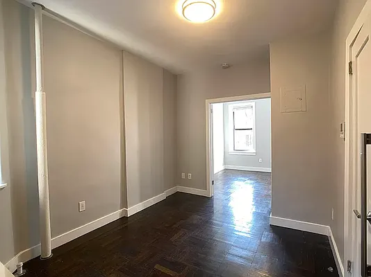 Rented by Tourma Realty LLC | media 4