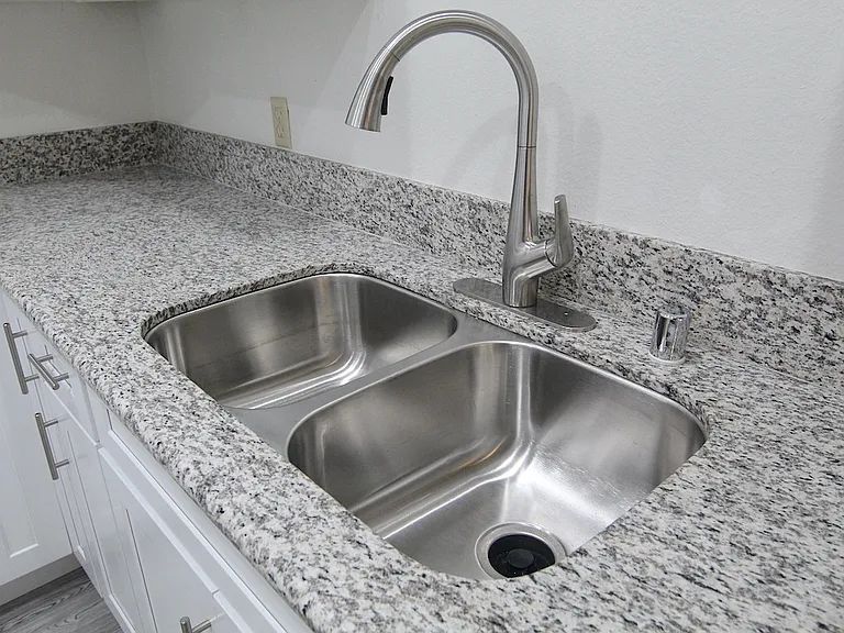 4902 Kester Ave #2 — Photo 9