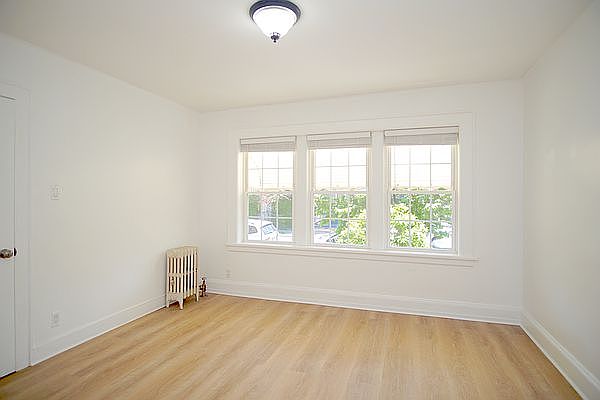 1st image of 2111 29th Ave