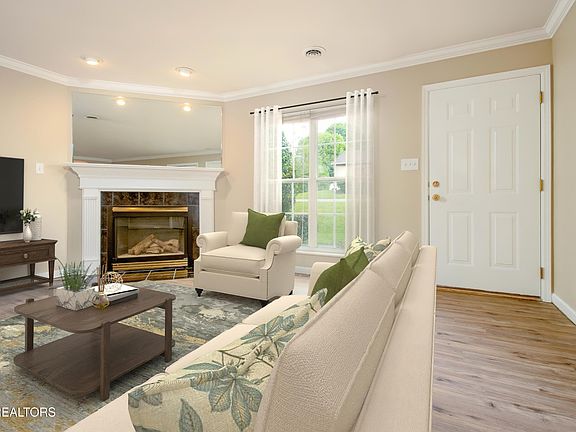 4th image of 4505 Shamus Way