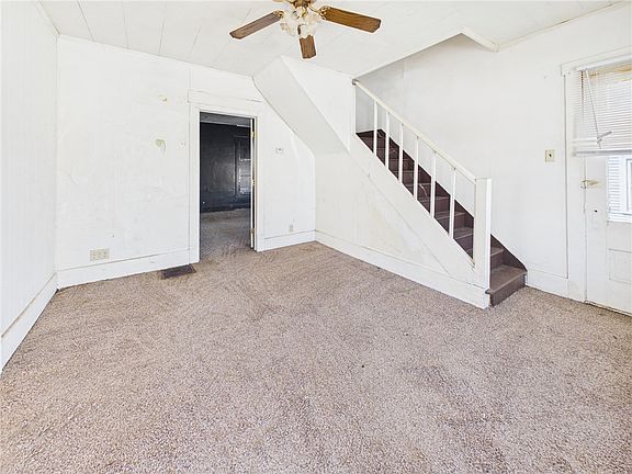 2nd image of 626 Gray Ave