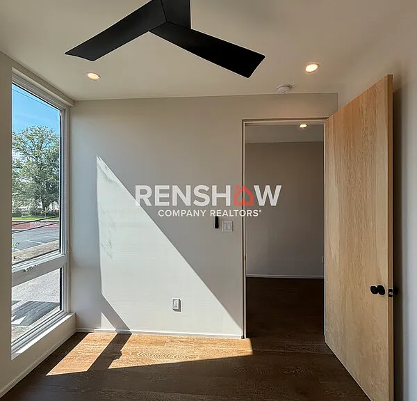 38 Angelus St — Photo 25