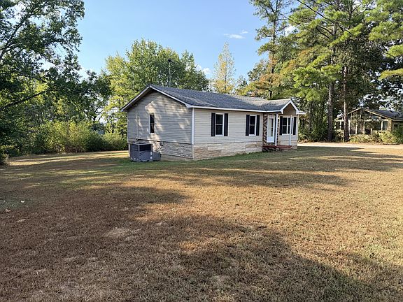 2nd image of 155 Dickson Rd