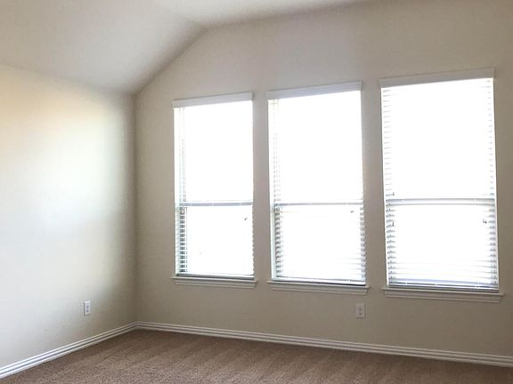 2nd image of 108 Plantain Dr
