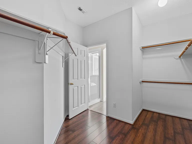 1111 Blue Leaf Dr — Photo 37