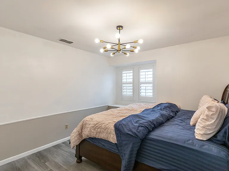 857 Chaucer Dr — Photo 25