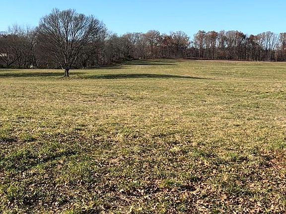 3rd image of Boyds Creek Hwy