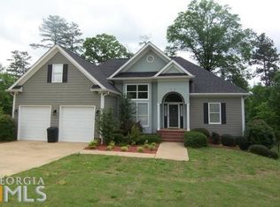 1501 Wisteria Dr, West Point, GA 31833
