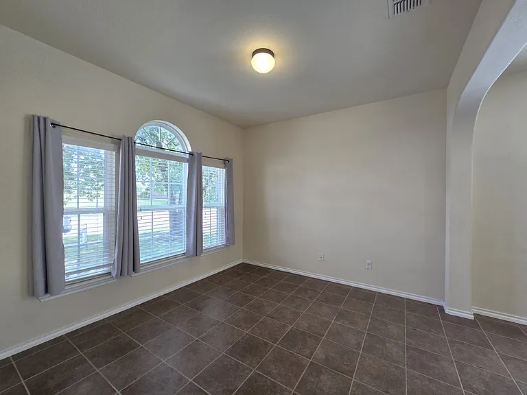 3614 Rusack Dr — Photo 5