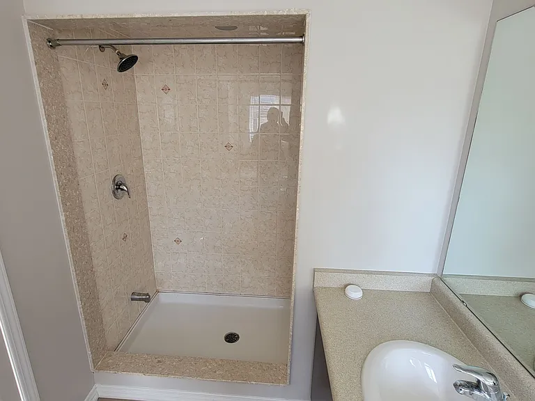 147 Baffin Cres #1 — Photo 8