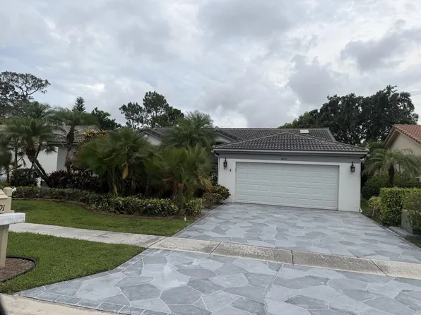 8291 Lake Cypress Road, Lake Worth, FL 33467