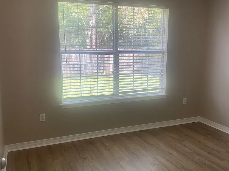 3811 Timber Lake Dr — Photo 8