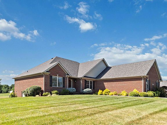 2nd image of 8005 Wexford Dr