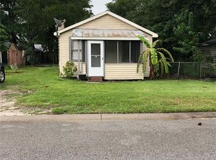 124 1st St, Winter Haven, FL 33880