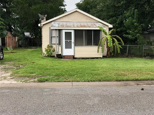 124 1st St, Winter Haven, FL 33880