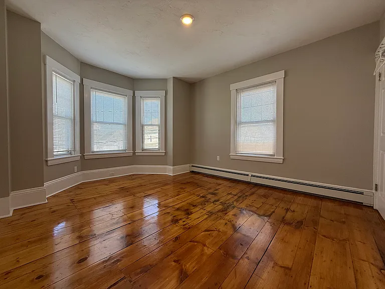 165 Chestnut St #2 — Photo 10