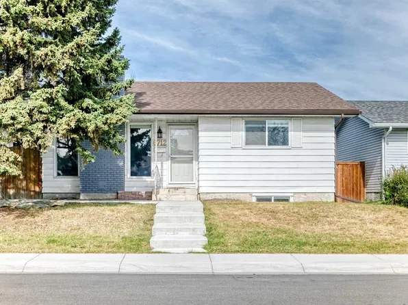 6712 S 23rd Ave NE, Calgary, AB T1Y 1V4